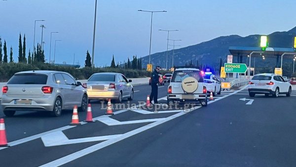 Αυξημένη η κίνηση στην εθνική έξω από τη Λαμία (ΦΩΤΟ)