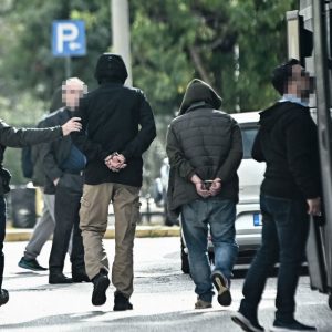 Κύκλωμα προστασίας: Είχαν πάνω από 60 εταιρείες, έκαναν ιλιγγιώδεις αναλήψεις μετρητών -Το σύστημα που είχαν χτίσει