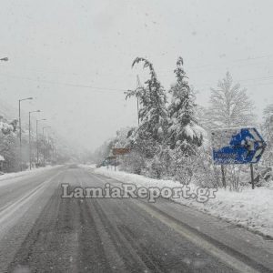 Πυκνή χιονόπτωση στον Μπράλο (ΒΙΝΤΕΟ)