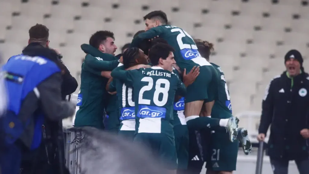 Παναθηναϊκός – ΠΑΟΚ 2-1: Ανατροπή με μαγικό γκολ από Ουναΐ στο 90′ και κορυφή για το «τριφύλλι»