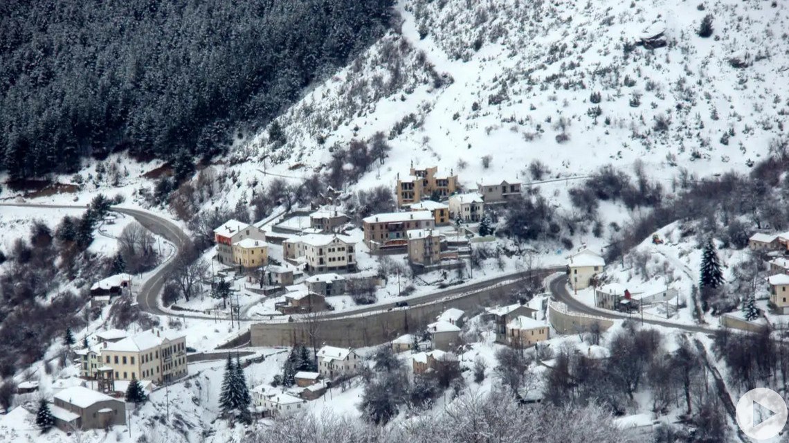 Τα δύο πρόσωπα του καιρού: Στη Φλώρινα χιόνια και -2 βαθμοί και στην Κρήτη 22άρια