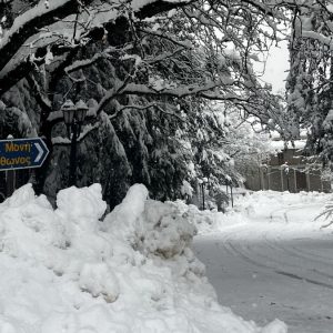 Στην «κατάψυξη» το επόμενο 48ωρο με χιονοπτώσεις στην Φθιώτιδα, Εύβοια, Βοιωτία, Αττική και Θεσσαλία