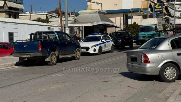 Λαμία: Τροχαίο ατύχημα σε διασταύρωση