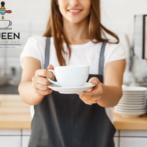 Το «Queen espresso bar» ζητά Άτομο για Service