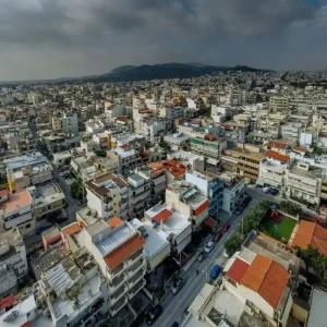 Γιατί μπαίνει φρένο στις αγωγές του δημοσίου κατά ιδιωτών για τα ακίνητά τους - Τα παράδοξα σε Κορυδαλλό, Καρδίτσα, Σαρωνίδα, Γράμμο