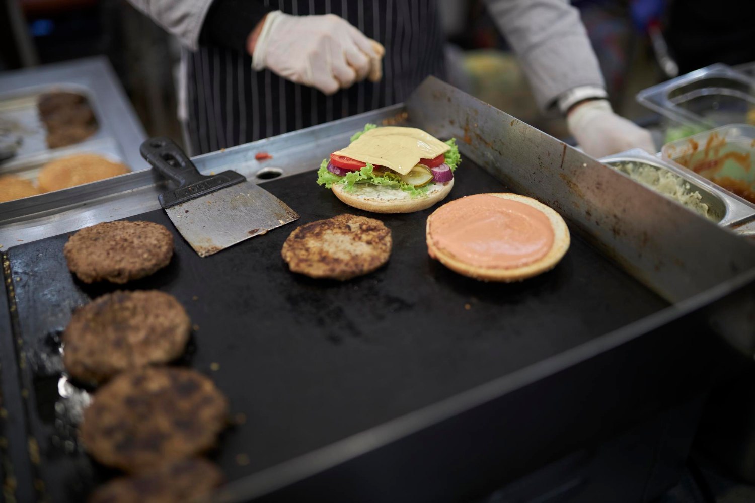 Κατάστημα Fast Food στη Σκιάθο αναζητά προσωπικό