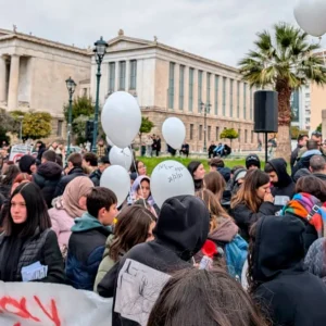 Συγκεντρώσεις για τα Τέμπη: Μαθητικές και φοιτητικές κινητοποιήσεις