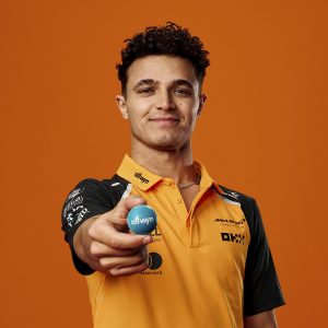 Η Allwyn Official Partner της ομάδας Formula 1 της McLaren