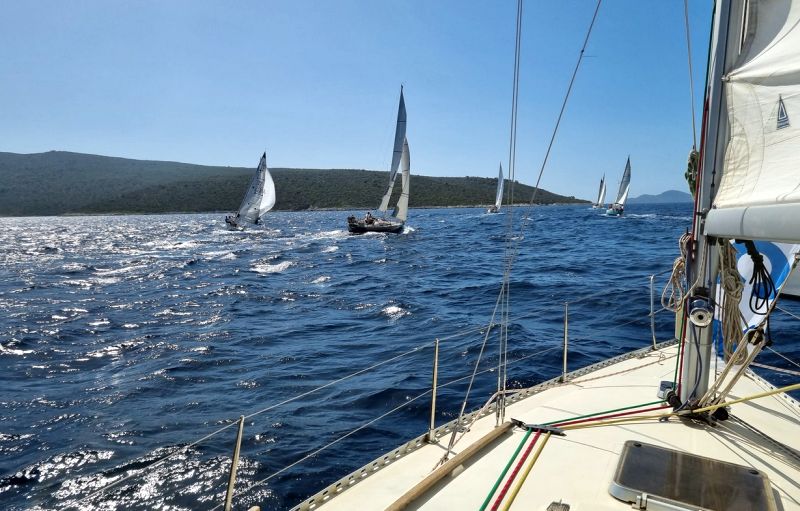 Ο Ναυτικός Όμιλος Ραχών ξεκινά μαθήματα Ιστιοπλοΐας Ανοιχτής Θάλασσας!