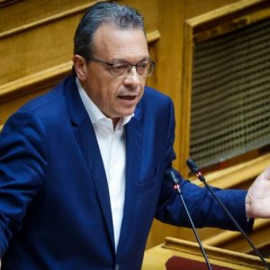 Φάμελλος: Να κατατεθεί η πρόταση δυσπιστίας από τα προοδευτικά κόμματα