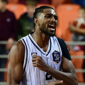 ΠΑΟΚ – ΑΕΚ 84-65: Οι Θεσσαλονικείς διέλυσαν την Ένωση και προκρίθηκαν στα ημιτελικά του Final 8 του Κυπέλλου (Βίντεο)