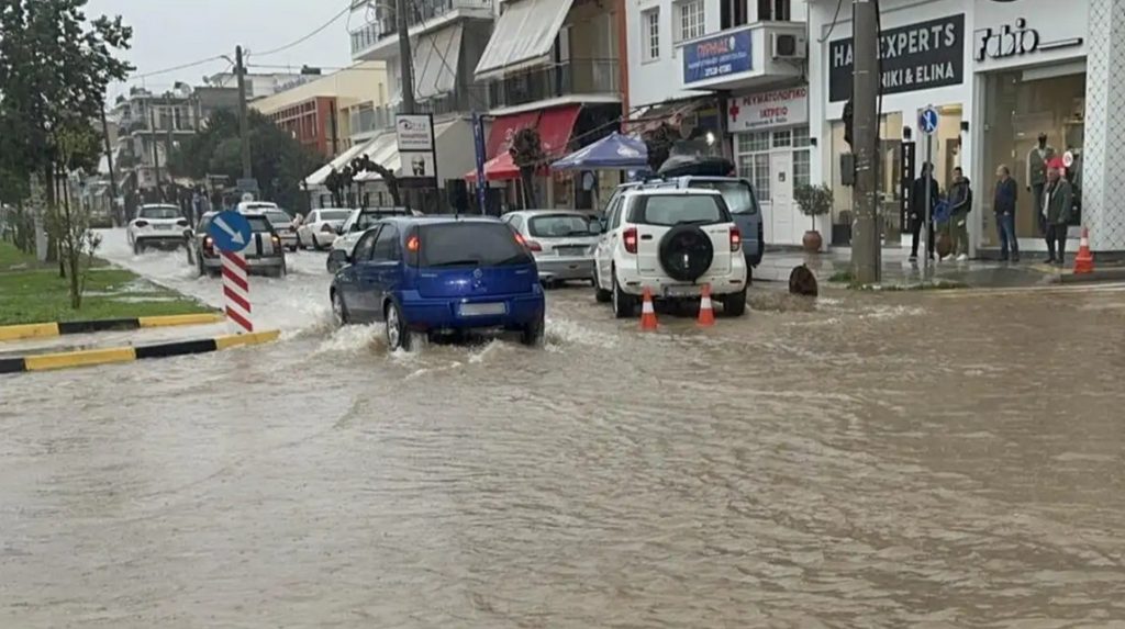 Κακοκαιρία: Προληπτικά μηνύματα 112 σε Ιθάκη, Λευκάδα, Κεφαλονιά, Ζάκυνθο και Πελοπόννησο για την επιδείνωση του καιρού