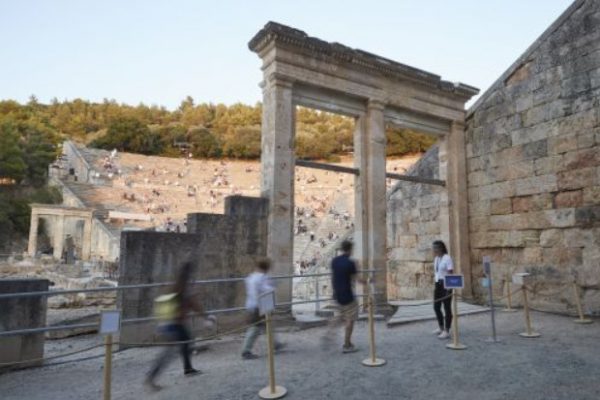 Ανακοινώθηκε το καλλιτεχνικό πρόγραμμα για το Φεστιβάλ Αθηνών-Επιδαύρου 2025