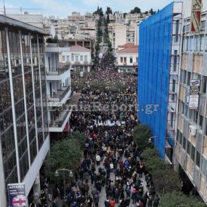 Η Λαμία έγραψε ιστορία με την κοσμοπλημμύρα για τα Τέμπη - Δείτε ΒΙΝΤΕΟ με εικόνες και από ψηλά!