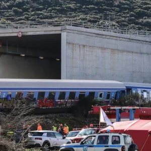 Εισαγγελία Λάρισας: Δεν δώσαμε εντολή για παρέμβαση στο χώρο του δυστυχήματος στα Τέμπη