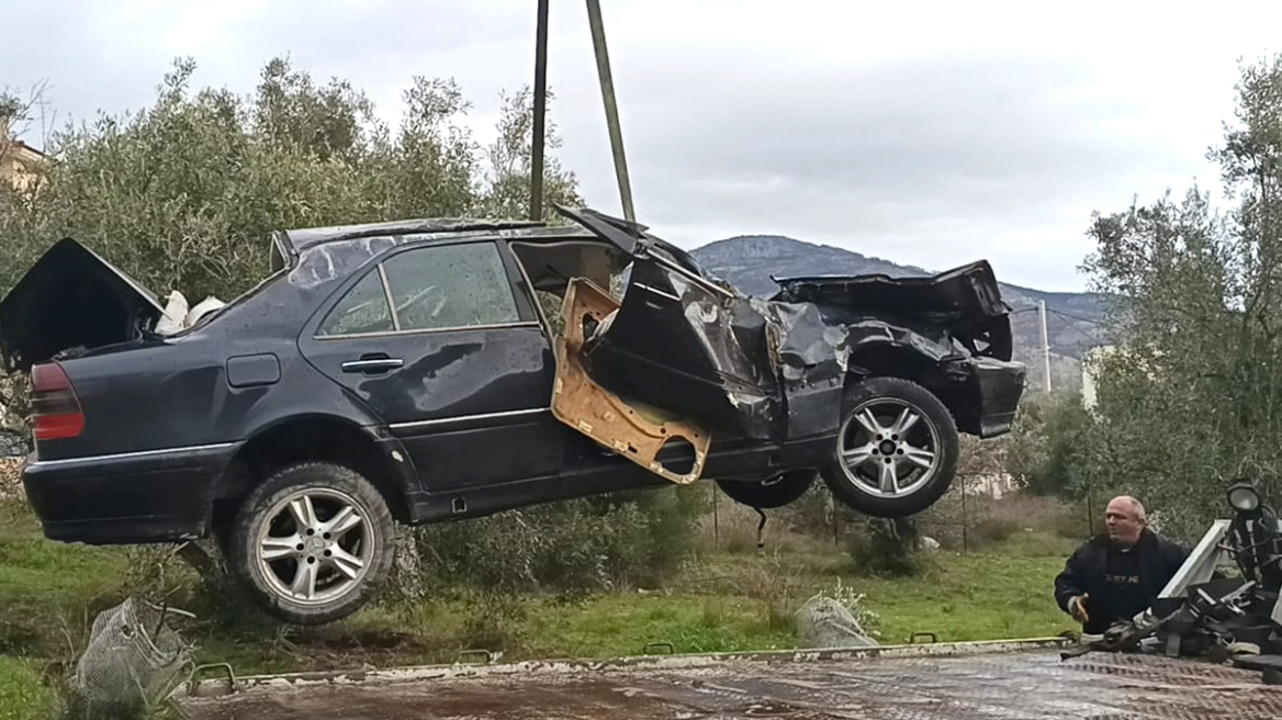 Τροχαίο στη Φυλή: «Τα παιδιά γύριζαν από διασκέδαση, η κοπέλα που έχασε το πόδι της είναι ξαδέρφη του 15χρονου» λέει η θεία του ανήλικου που σκοτώθηκε