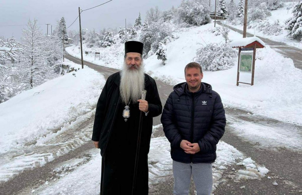 Στα χιονισμένα μοναστήρια της δυτικής Φθιώτιδας ο Μητροπολίτης Φθιώτιδος