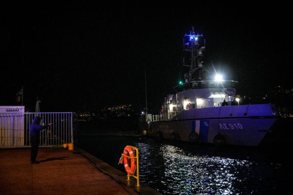 Ναυάγιο με μετανάστες στο Φαρμακονήσι: Ένας νεκρός και δύο ανήλικοι σε κρίσιμη κατάσταση – Συνεχίζονται οι έρευνες