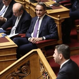 Ξεκινά η «διαβολοβδομάδα» για την κυβέρνηση: Αύριο προανακριτική, Τετάρτη πρόταση μομφής - Τι θα πει ο Κυριάκος Μητσοτάκης