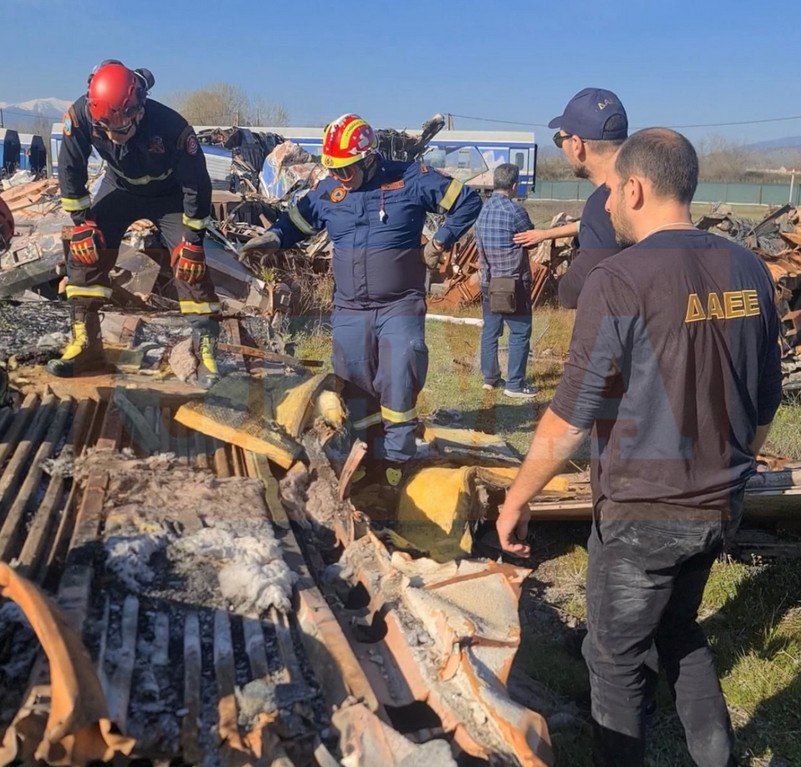 Τέμπη: Φωτογραφίες της «εξαφανισμένης» μηχανής του εμπορικού τρένου που βρέθηκε δύο χρόνια μετά