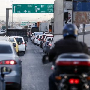 Τροχαίο ατύχημα στον Κηφισό στο ρεύμα προς Λαμία: Καθυστερήσεις στο ύψος του ΚΤΕΟ