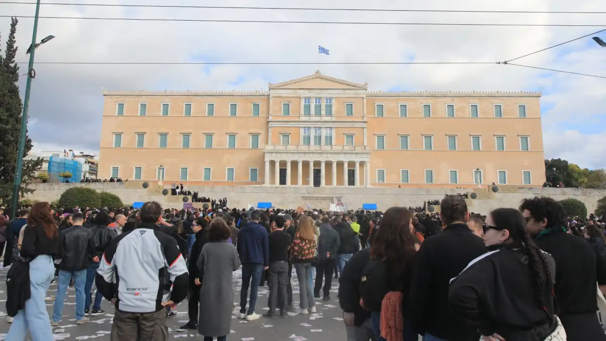 Συλλαλητήριο για τα Τέμπη στο κέντρο της Αθήνας: Κλειστοί οι σταθμοί του Μετρό Σύνταγμα και Πανεπιστήμιο