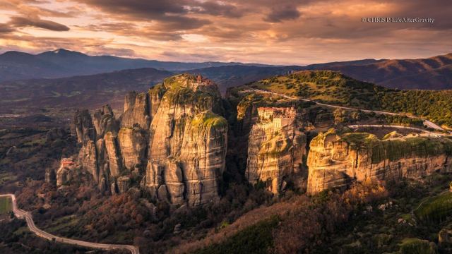 Σε δύσβατο μονοπάτι των Μετεώρων βρέθηκε το σώμα 35χρονου μοτοσυκλετιστή