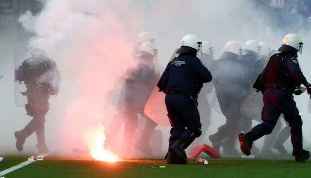 Πέρασε με τις ψήφους ΝΔ, ΠΑΣΟΚ και Πλεύσης το νομοσχέδιο για την οπαδική βία: Ανοίγουν ξανά τα γήπεδα στις 13 Φεβρουαρίου