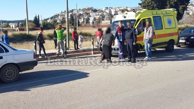 Λαμία: Αυτοκίνητο παρέσυρε παιδάκι - Επιτέθηκαν στον οδηγό - ΦΩΤΟ