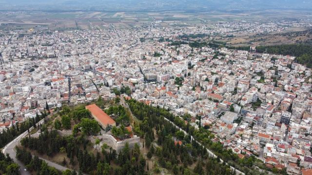 Λαμία: Αναζητείται κτίριο προς ενοικίαση για στέγαση των γραφείων της έδρας ΜΔ