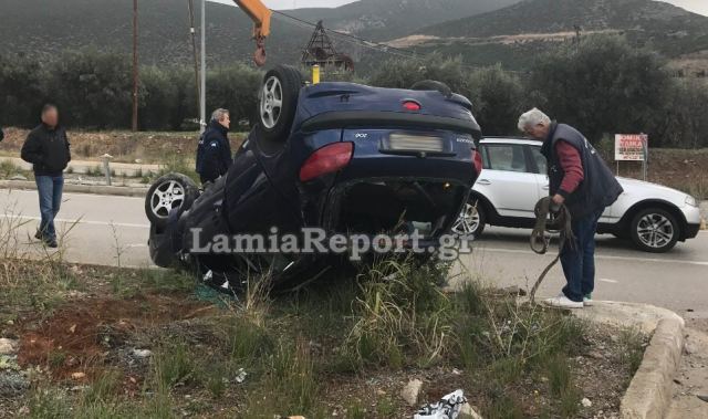 Λαμία: Βγήκε αγρατζούνιστος - Δείτε πως έγινε το αυτοκίνητο