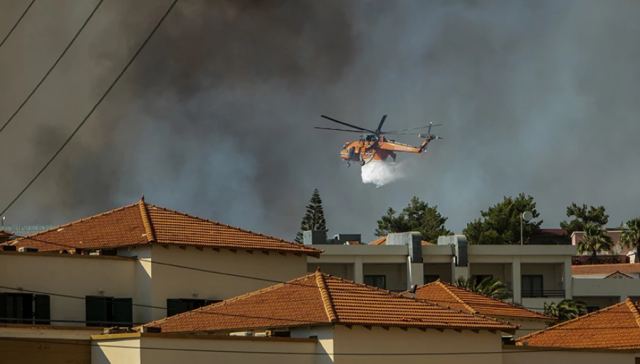 Έκτακτο επίδομα 534 ευρώ για 3 μήνες στους εργαζόμενους σε πυρόπληκτες επιχειρήσεις