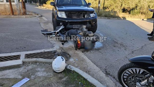 Λαμία: Σοβαρό τροχαίο σε διασταύρωση με μηχανάκι - ΦΩΤΟ