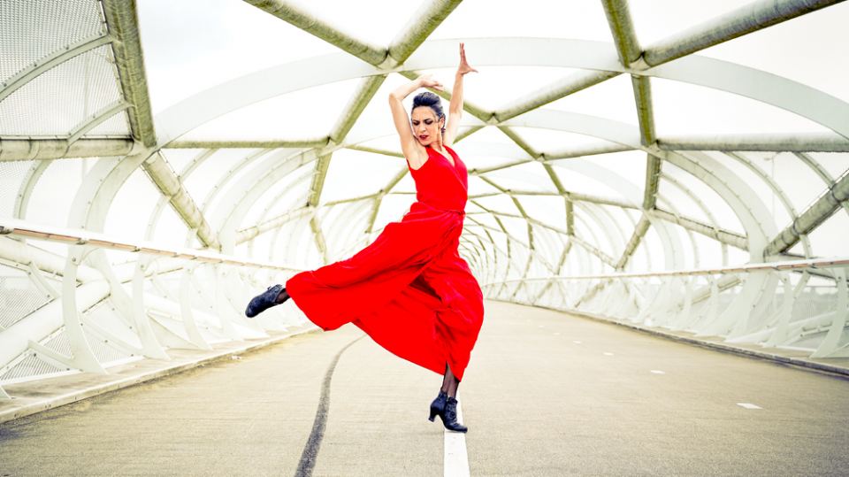 Η Yota Baron σε ένα μοναδικό Solo Flamenco στη «Χώρα»