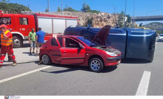 Τριπλή καραμπόλα στη γέφυρα Χαλκίδας - Δείτε εικόνες