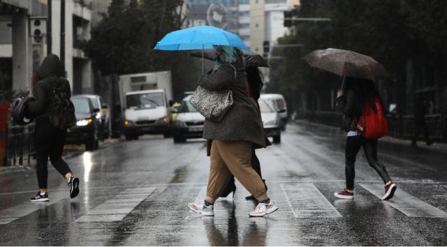 Προειδοποίηση Μαρουσάκη για κακοκαιρία σε 3 κύματα: Έρχονται καταιγίδες