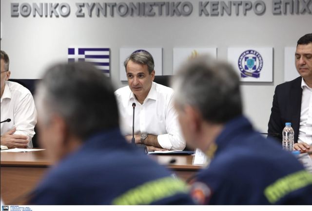 Μητσοτάκης: Μίνι υπουργικό στην Πεντέλη για τις καμένες εκτάσεις