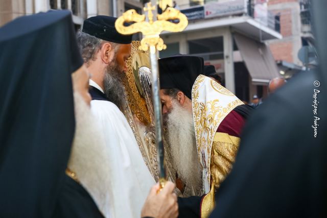 Λαμπρή υποδοχή στη Λαμία της Ιεράς Εικόνας της Παναγίας του Όρους των Ελαιών