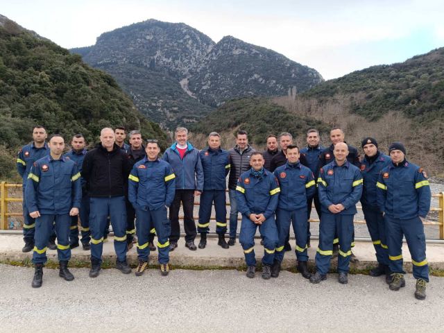 Στην Υπάτη και στο δήμο Λαμιέων η εκπαίδευση των ΕΜΑΚ στην κατάβαση φαραγγιών