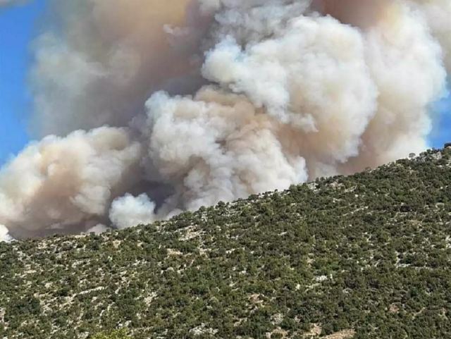 Θεσπρωτία: Μεγάλη φωτιά στον Παλαμπά – Μήνυμα από το 112 για εκκένωση της περιοχής