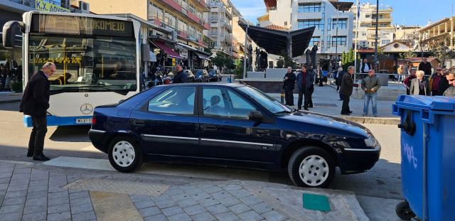 Όταν παρκάρουμε όπου μας βολεύει...(ΒΙΝΤΕΟ)