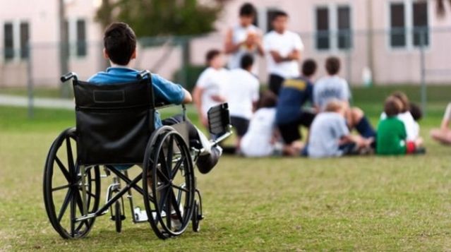 Δυο αδελφάκια από τη Λαμία μας έχουν ανάγκη. Υπάρχει ανθρωπιά; Ας το αποδείξουμε!