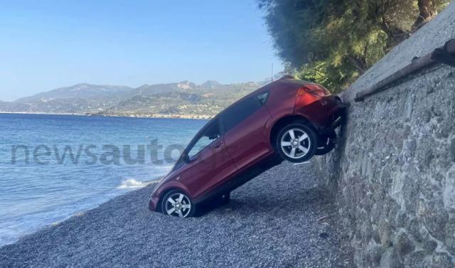 Έπεσε με τα… μούτρα στην παραλία - Δείτε εικόνες