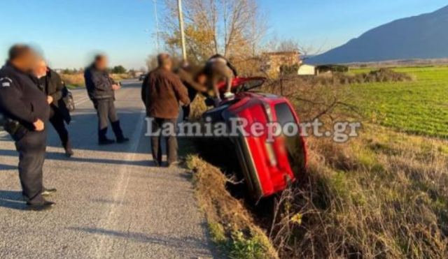 Λαμιώτης τούμπαρε κοντά στο Λιανοκλάδι - ΦΩΤΟ