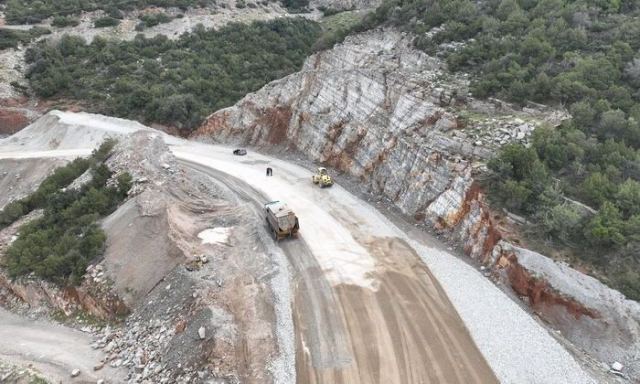 Στο εργοτάξιο του νότιου οδικού άξονα της Εύβοιας ο Φάνης Σπανός