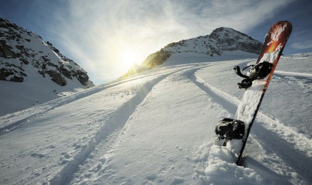 Έκαναν snowboard στον Παρνασσό και χάθηκαν