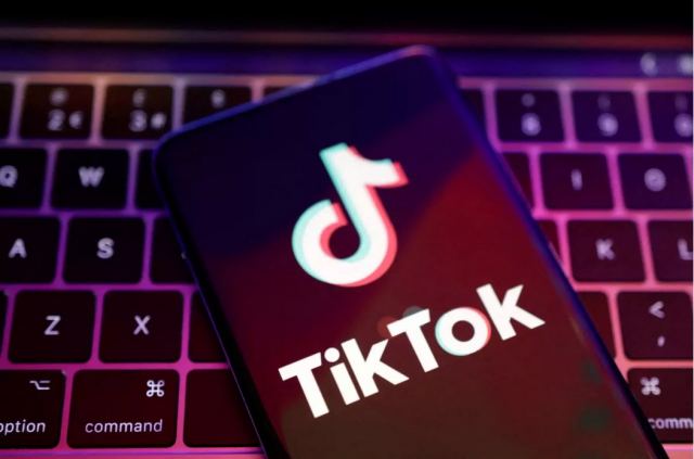 «Μπλοκ» στο TikTok από τη Βουλή της Βρετανίας - «Ανακρίνεται» στο Κογκρέσο ο επικεφαλής της εταιρίας