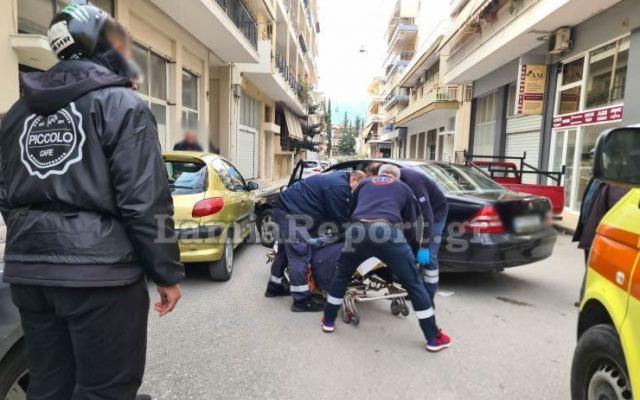 Λαμία: Έπαθε ανακοπή στο τιμόνι - Αγωνιώδεις προσπάθειες να τον επαναφέρουν