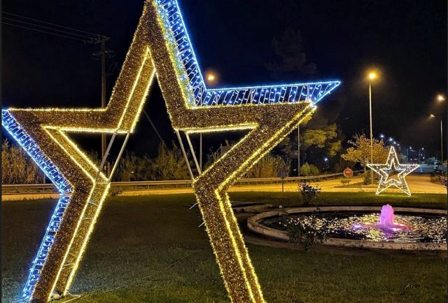 Φιλανθρωπική Χριστουγεννιάτικη Αγορά από το Σύλλογο Γυναικών Καμένων Βούρλων