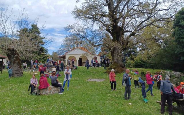 Πεζοπορία στη Μενδενίτσα και γιορτή στην Παναγία πραγματοποίησε ο Πολιτιστικός Εξωραϊστικός Σύλλογος Μενδενίτσας (ΦΩΤΟ)